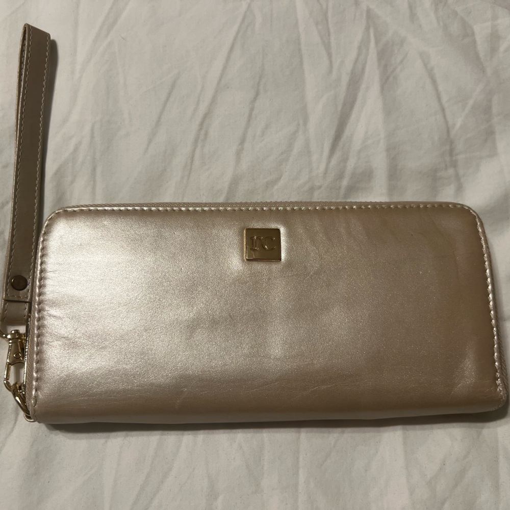 Rachel Cruze Wallet in Champagne